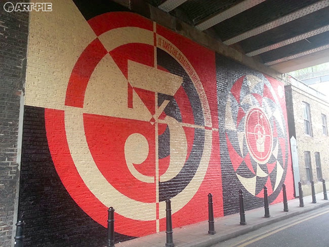 Sheperd Fairey Bateman's Row London | Art-Pie