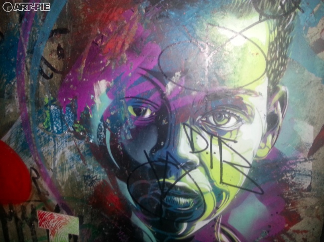 C215 | Art-Pie