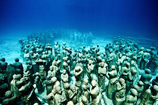 JASON DECAIRES TAYLOR | Art-Pie