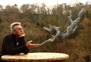 Robin Wight & his fairies wires sculptures | Art-Pie