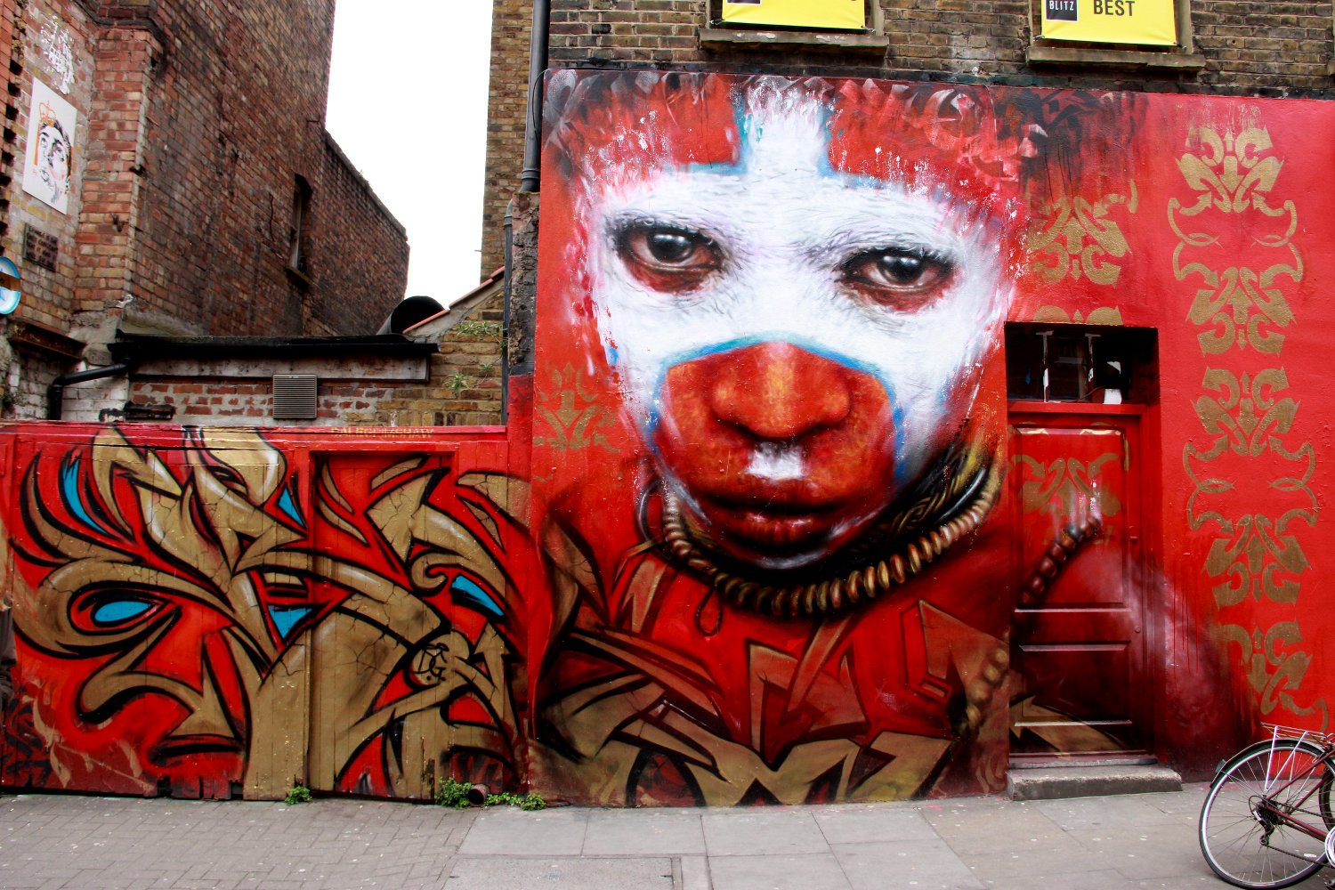 Dale Grimshaw in East London | Art-Pie